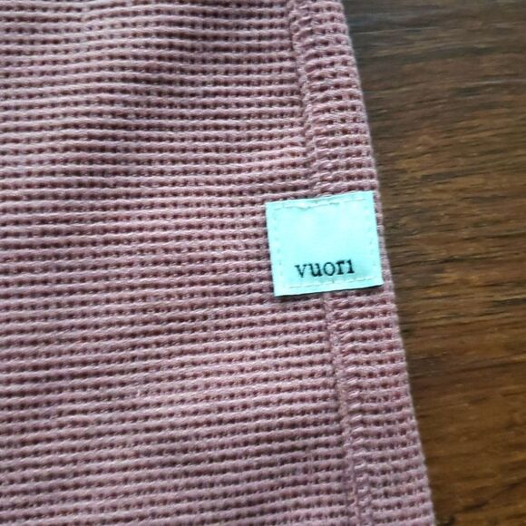 EUC Vuori Textured Rose Pink Trendy Chic Athleisure Casual Bottoms Size Large - Picture 2 of 7